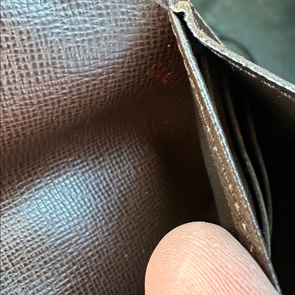 Authentic Louis Vuitton Damier Portefeuille Sarah Wallet - Picture 16 of 17